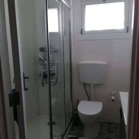 Four Seasons House Apartamento *