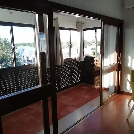 Four Seasons House Monte Gordo