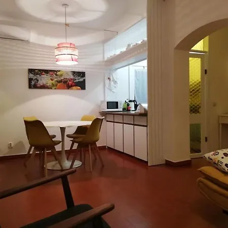 Four Seasons House Apartamento *